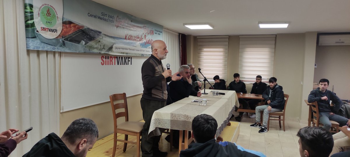 dede_suat's tweet photo. Siirt vakfı gençlik kolları toplantısı hayırlara vesile olsun https://t.co/2Va008UdiM