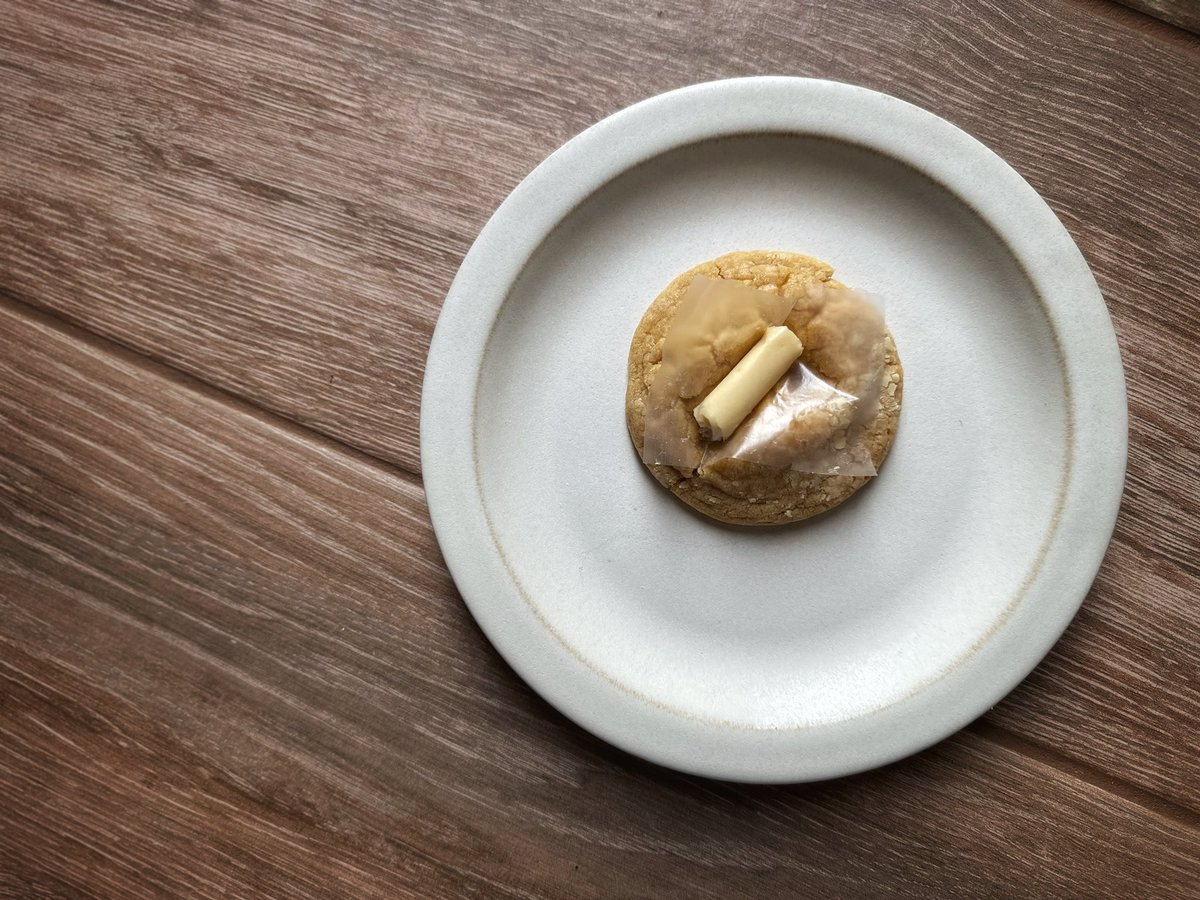 CookieTiam's tweet photo. New cookie I've been working on for Chinese new year, coming soon! 🐇🐇🐇 

-
#cookietiam #autisticbaker #disabledbaker #chinesenewyearcookies https://t.co/09368K5dK8