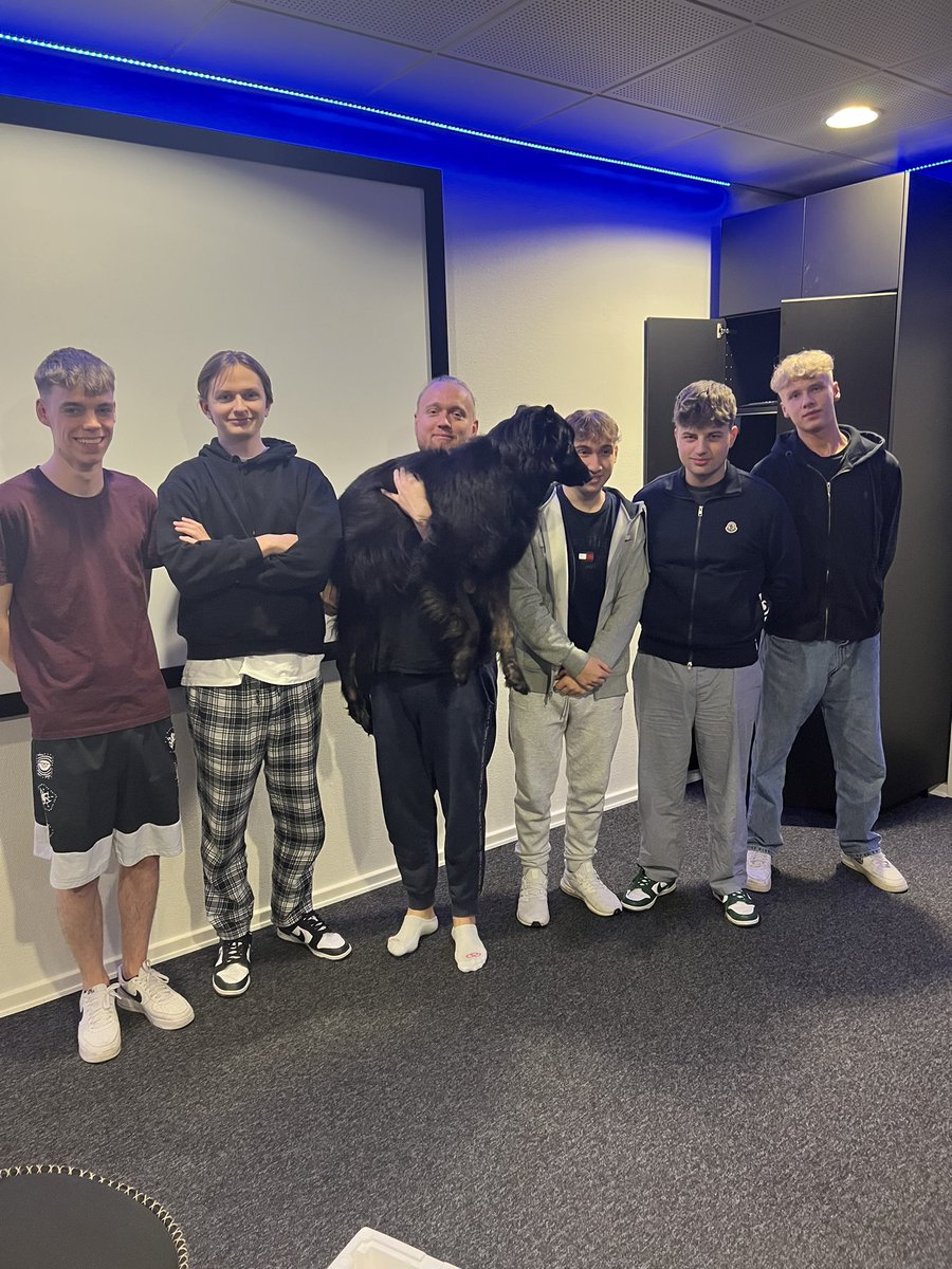 Sashi Esport 🥩 tweet media