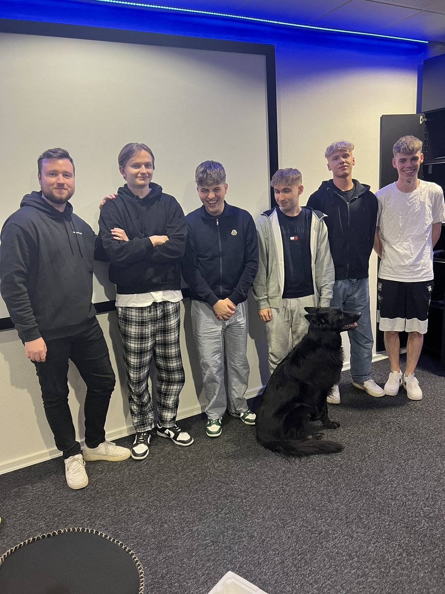 Sashi Esport 🥩 tweet media