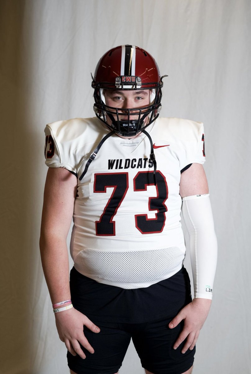 Had a great official visit at <a href="/CWUFB/">CWU Football</a>! <a href="/CoachFisk/">Chris Fisk</a> @CoachHam_CWU @CoachSlick_CWU <a href="/MFerriter/">Madara Ferriter</a>