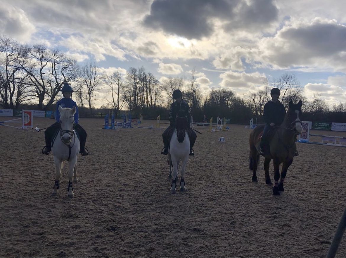 DunottarSport's tweet photo. This weekend saw the @DunottarSchool equestrian club meet and train for the first time this year at Littleton Manor, Reigate! If you’re interested in getting involved please contact Mr Myers 🐎 #BeInspired https://t.co/ZNnTzIR7oo