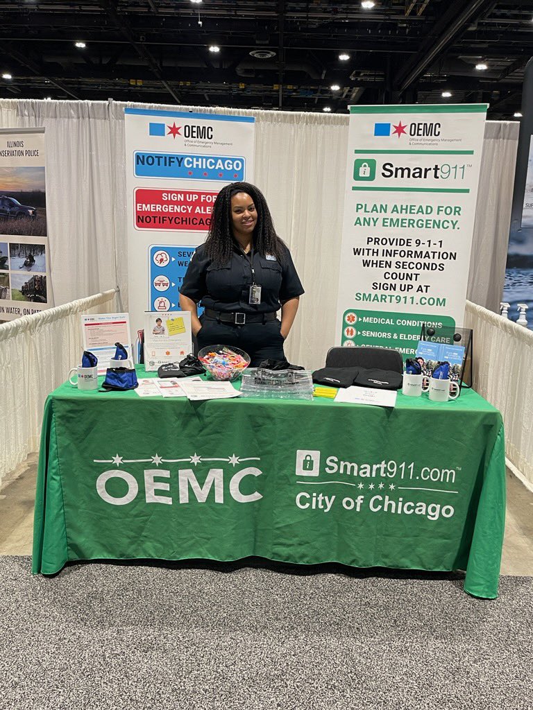 If you’re planning to attend the #ChicagoBoatShow at <a href="/McCormick_Place/">McCormick Place</a> today stop by the OEMC booth to learn about public safety, calling 9-1-1, <a href="/Smart911/">Smart911</a> and more. #Chicago911