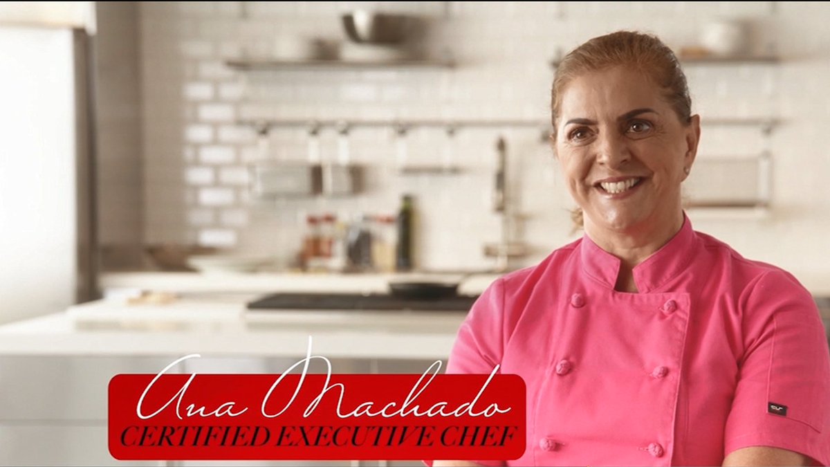 StThomasUniv's tweet photo. Ready for some football playoffs? π
Check out STU's own, Chef Ana Machado, featured on ESPN's "Post Season NFL Countdown"!
https://t.co/Rpjc4tNjXv
Which team are you rooting for? Comment below β¬οΈ
#STUMiami // #STULimitless // #STUCulinary // #NFL https://t.co/Pdg4nrijxj