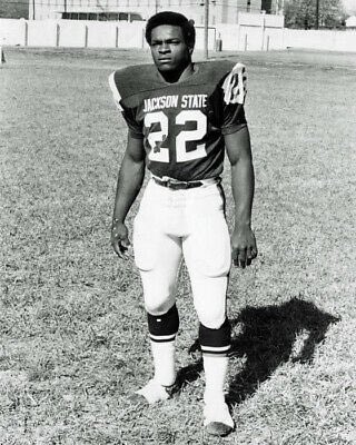 Dmcnulty_1's tweet photo. I am Truly Blessed To Have Earned An Offer From Thee Jackson State University!🐅 @CoachFlemWR @GoJSUTigersFB https://t.co/AVY8X97pcE