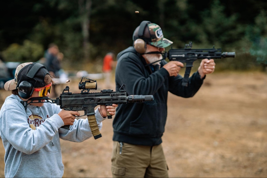 GlobalOrdnance's tweet photo. The only thing better than one ‘Bog…

Photo Credits go to @Morgan_Studios_

#GlobalOrdnance #Grandpower #GrandpowerStribog #Stribog #StribogSunday https://t.co/0qnJTJgD7K