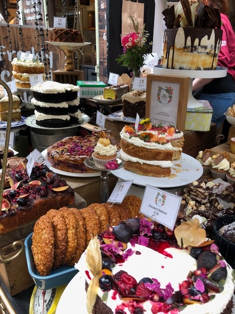 carablack's tweet photo. #somewhereinparis #somewhereinparis🗼 #somewhereinparís #somewhereînparis #somewhereinparisfrance #sømewhereînparîs #wonderlustparis   #frenchvibes #cheesecake #bakery #sweettooth #dessert #cupcakes #desserts #chocolate #cake #baking #macarons #sweets https://t.co/I4JXmEGP4L