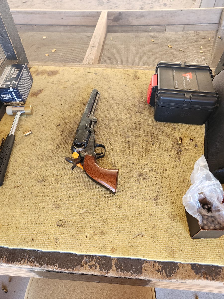 TH3GNOME's tweet photo. Down in Tampa for good friends weekend party. Some of the toys at the gun range https://t.co/gKMp8r9EnY