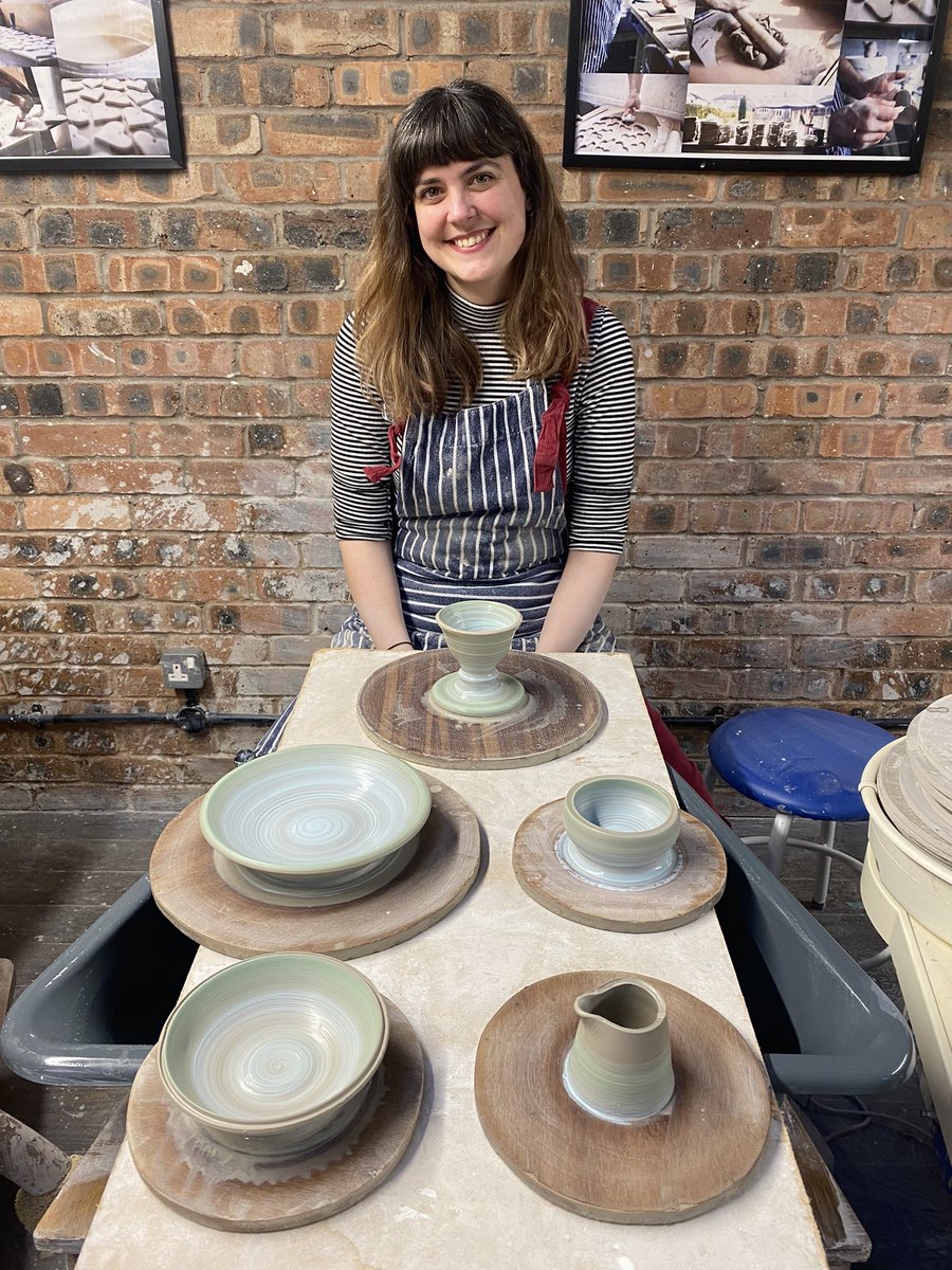 dimblebyceramic's tweet image. It’s time  #thegreatpotterythrowdown on #channel4 fancy trying your hand at the wheel take a look at our 5 star rated courses.
@UKBusinessHour @UKGiftHour @TheSBS_Crew @midsbusiness @StaffsUniBE @smallbizshoutUK @KeeleBusiness