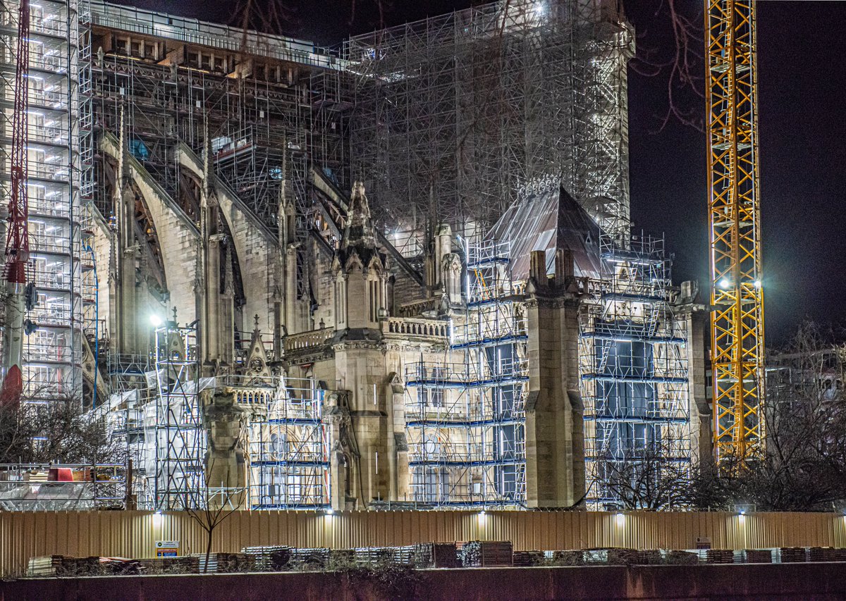 bastianellijero's tweet photo. Les échafaudages de Notre-Dame de Paris, 15 janvier 2023 https://t.co/5slCVdpmD1