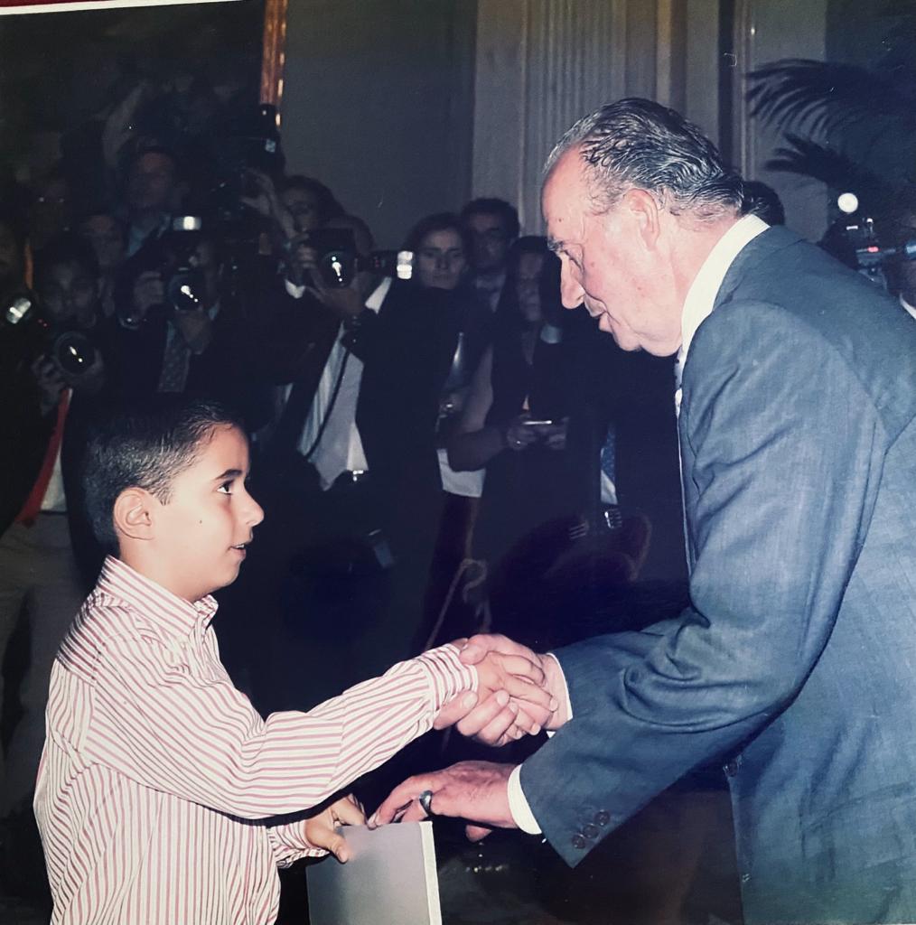 MerlusoTTV's tweet photo. ¿Cuántas fotos os separan de Hitler?

A mi literalmente 3 💀 https://t.co/iAe3O7wil7