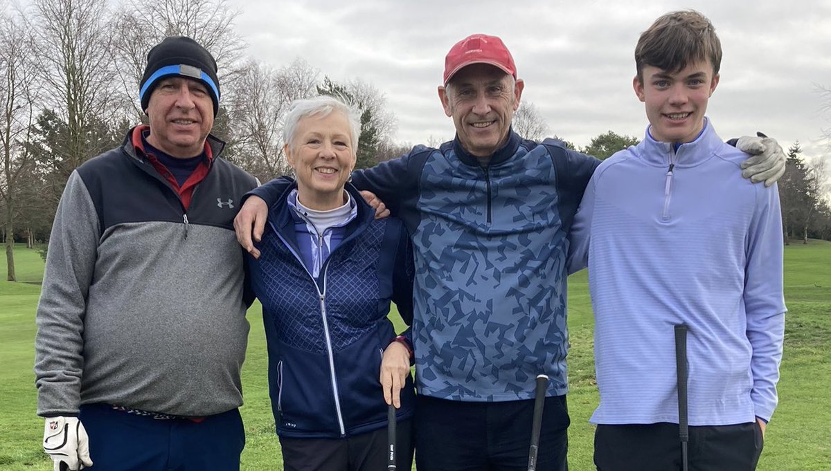 EatonGolf's tweet photo. Fantastic turnout for our Captains’ Drive-in and great support for @musical_keys charity. From left: Vets Vice-Captain Richard  Nichols, Ladies’ Captain Lyndsey Hewison, Club Captain Roger Ryan and Junior Captain Harry Thomas. https://t.co/T84GipgTEL