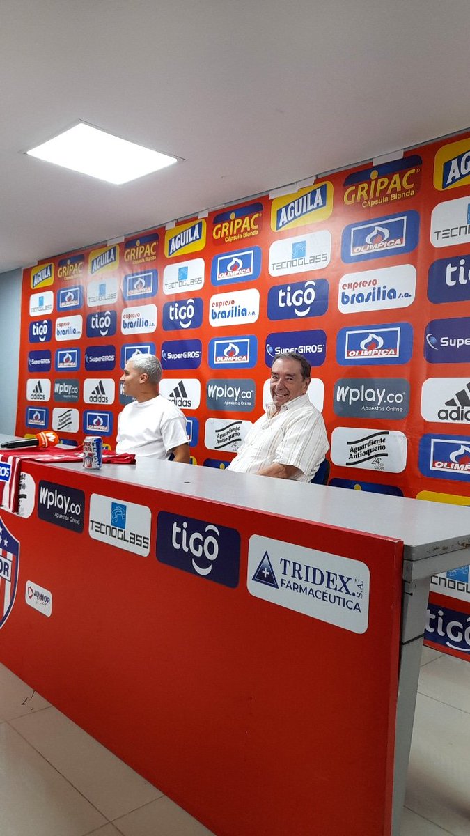 Sergiovacu's tweet image. Cuando te das cuenta que hiciste, otra vez, la mejor contratación del año en el FPC. #JuanFerLocura.