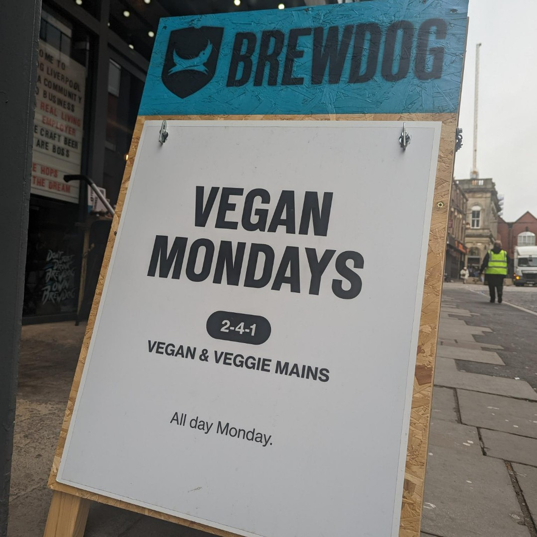 🌱VEGAN MONDAYS🌱

2-4-1 On all vegan &amp; veggie mains! All day, every Monday. 
Walk-ins welcome🙌