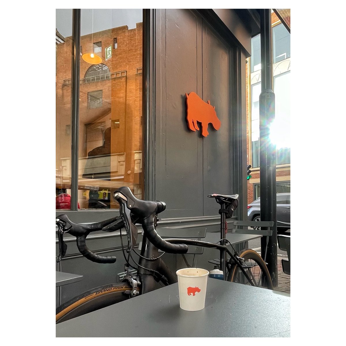 jferg_76's tweet photo. Sunday Social @LeColUK @Rawvelosports @kissthehippouk @wahoofitness #bikelife #cycling #ridingwithfriends https://t.co/x7uiBIjwDf