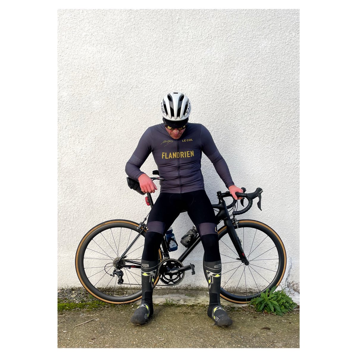 jferg_76's tweet photo. Sunday Social @LeColUK @Rawvelosports @kissthehippouk @wahoofitness #bikelife #cycling #ridingwithfriends https://t.co/x7uiBIjwDf