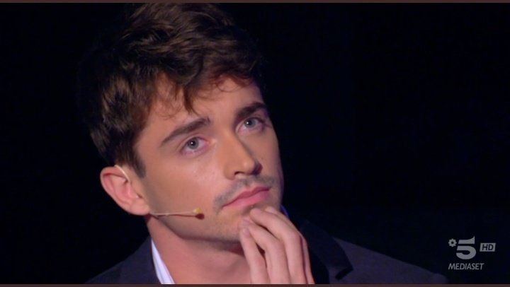 pipermc93024180's tweet photo. so che è relativamente poco che ti conosco charles, però hai acceso in me una scintilla un qualcosa per cui vale la le a andare avanti e combattere senza aver paura dato che poi le cose prima o poi arrivano. io non so come dirti grazie,perché sei tu e perché te lo meriti ti amo🫶🏻 https://t.co/pLMHMm1zcu