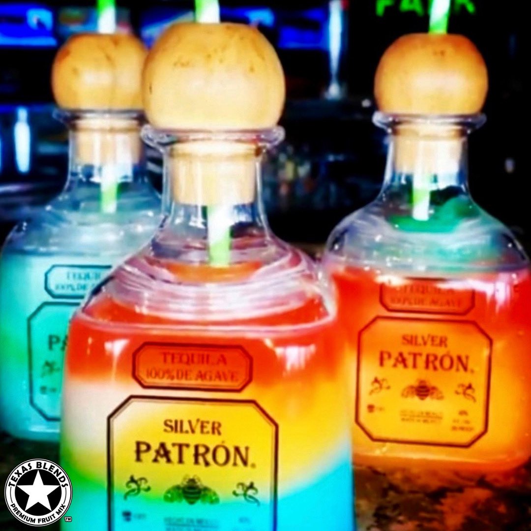 TexasBlends's tweet photo. LOOK AT THIS‼️👆🏼🤤 “QUALITY OVER QUANTITY”💯 Serving excellence is a habit when your using Texas Blends Premium Daiquiri Mix!
#daiquiri #patron #daiquiristogo #restaurant #bar #crawfish #neworleans #premiumdaiquirimix #premiumflavor #swirltheworld #daqlife #foodie #2ndtonone https://t.co/46Lw5jRSzb
