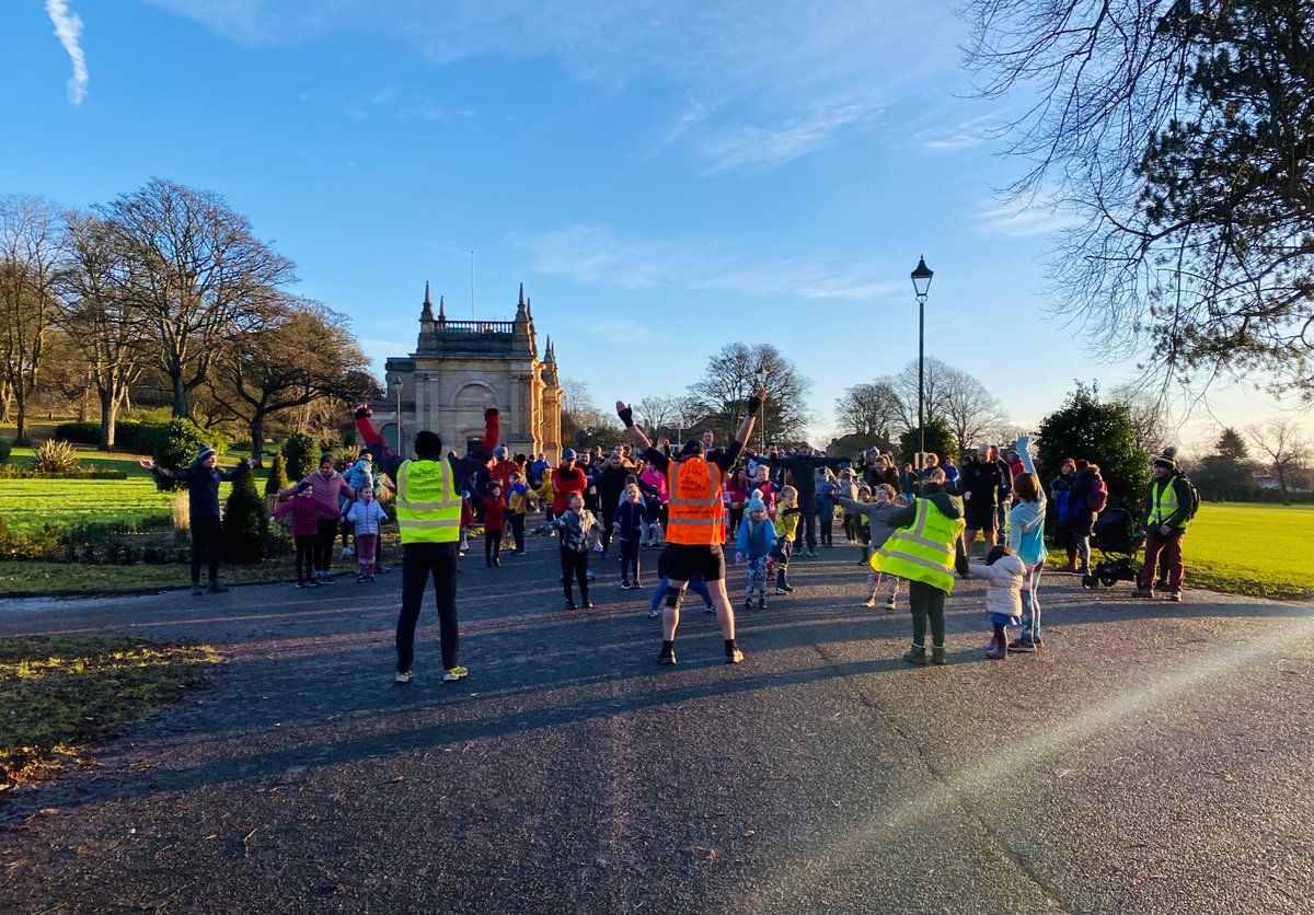 Another fantastic Sunday morning at Baxter Park 👟 thank you to all the volunteers and our 70 junior parkrunners ⭐️ 
🌳 #loveparkrun #juniorparkrun #dundee #parkrun #parkrunuk