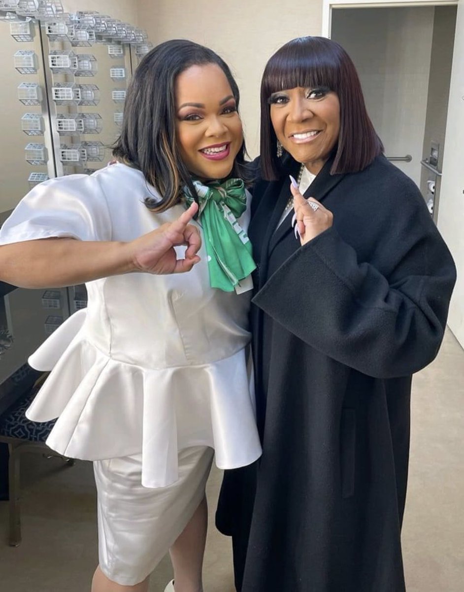 South Central Regional Director Joya T.  Hayes got to be one of the first to welcome new member Patti LaBelle  to the sisterhood. Pinkies up! #AKA1908 #Soaringinto2023 #January15