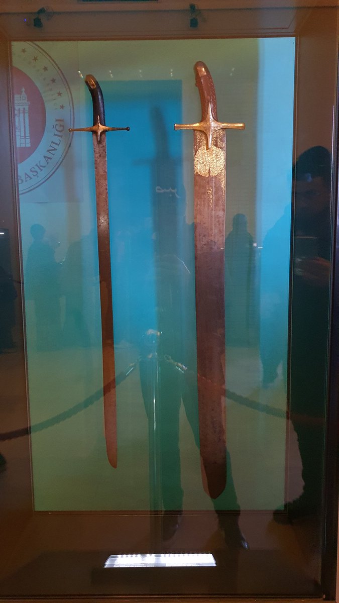 BeRealTV's tweet image. Ancient relics of Islam. The footprint of the Prophet Muhammad PBUH, an old Quran, the Prophet Muhammad&apos;s sword and Ali RA sword. The size of Ali RAs sword is shocking. He truly must have been built like a tank to handle such a heavy weapon. These were the men of men.