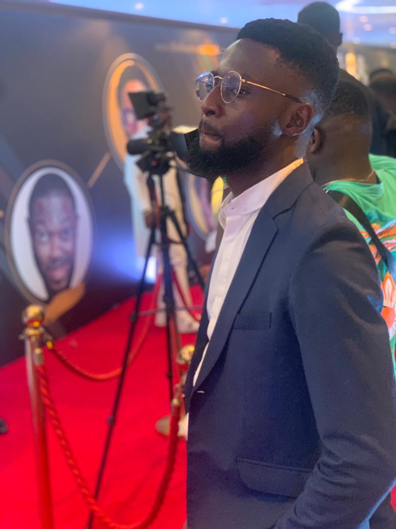 Mubarak_O_O's tweet photo. Some of your faves at the #HumourAwards 2023. I sight @timi_agbaje, @afeezoyetoro and @babarex on the Red Carpet and @denrele_edun is our host for tonight. Yiu xan join @thehumourawards on YouTube live via this link https://t.co/asgvGf7PB1 https://t.co/NDTlQub1g1