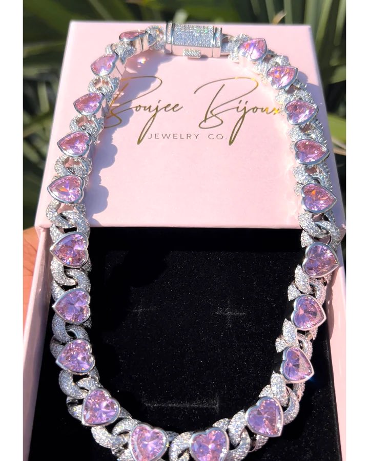 BoujeeBijoux's tweet photo. New Icy Heart Necklaces💗✨
Shop:: https://t.co/WCZLgtcvoW https://t.co/UgAdeeMD8y
