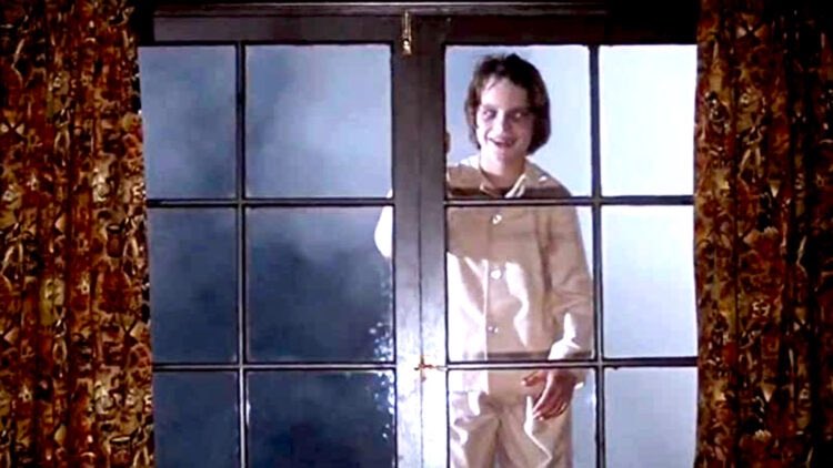 Using an image, show me the film/tv show that scared the crap out of you as a kid. 

This is mine.