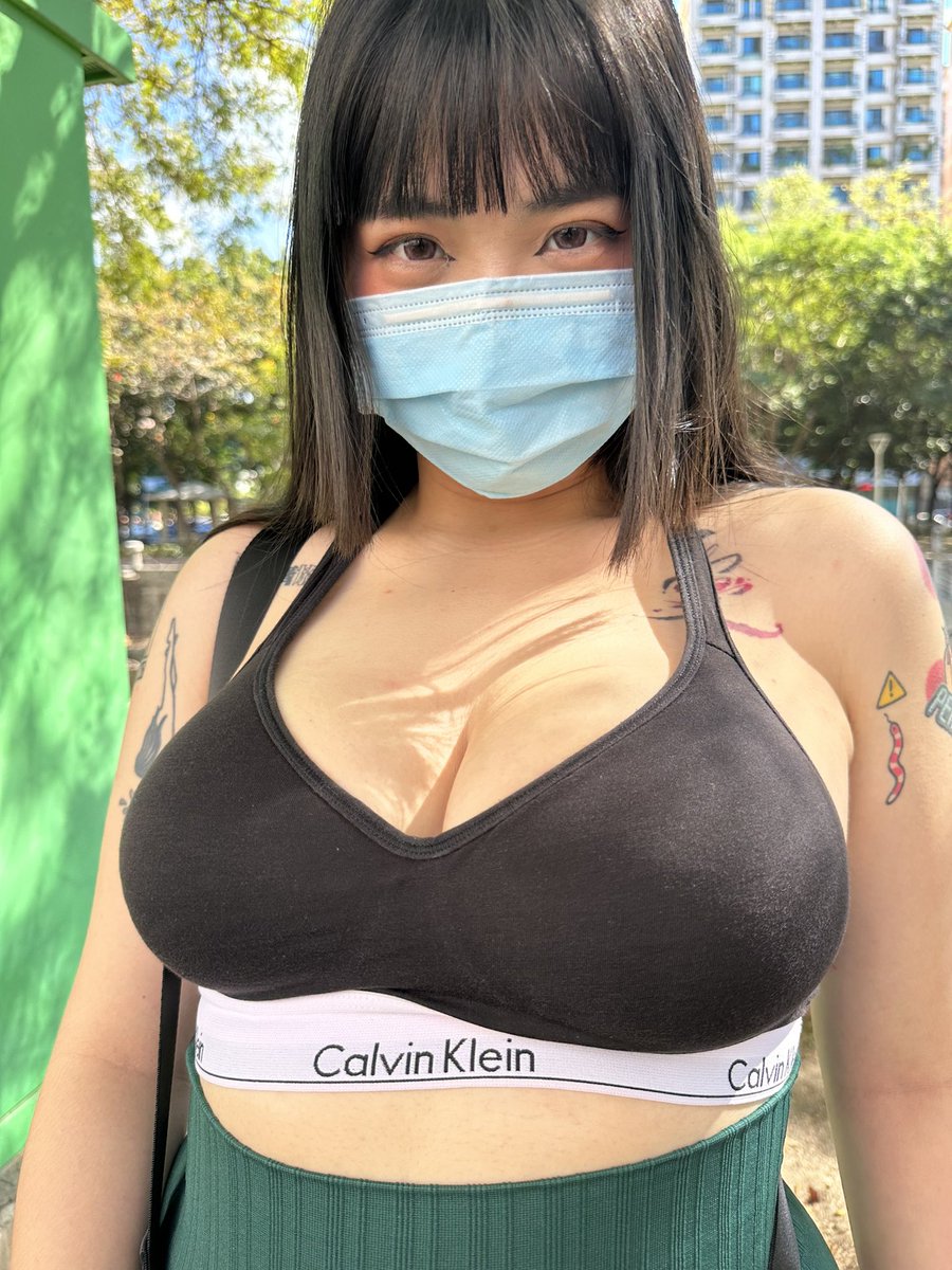 太陽超大 https://t.co/pWP3iD9FDM