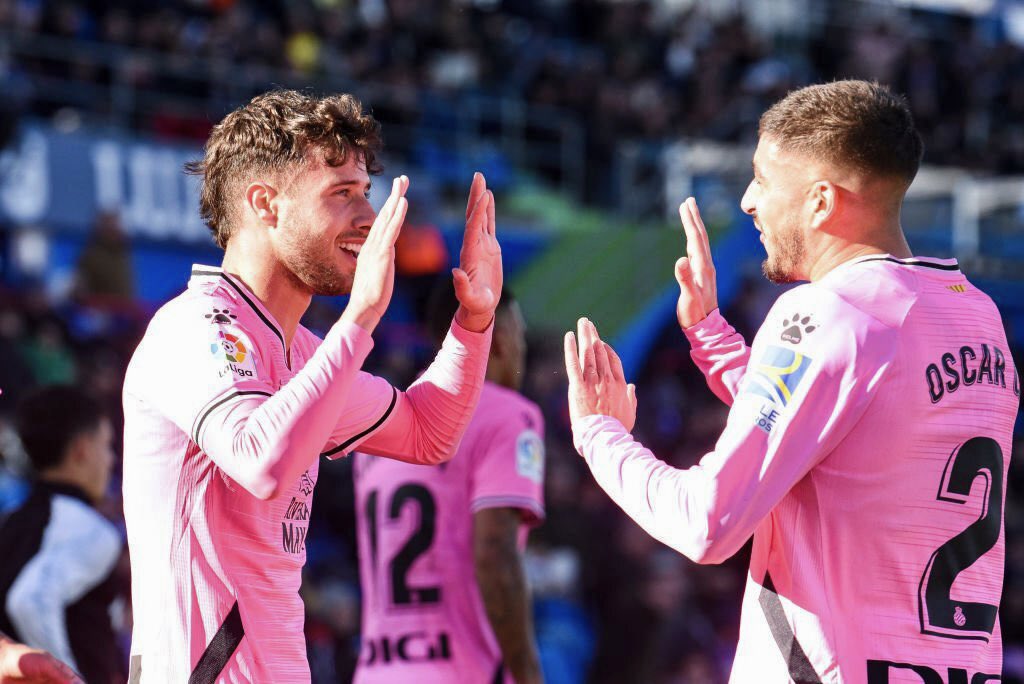 Tres puntos muy importantes en un gran partido del equipo, lo merecíamos 💪🏻 Seguimos creciendo 💙