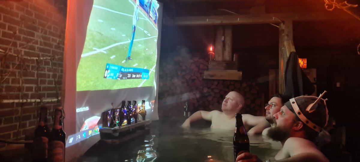 Volker_Brauer's tweet photo. Auf gehts in die Playoffs wildcard round

Goooo Vikings

#ranNFL #ranNFLsuechtig @ransport @Icke41 https://t.co/8qLSU3oCH0