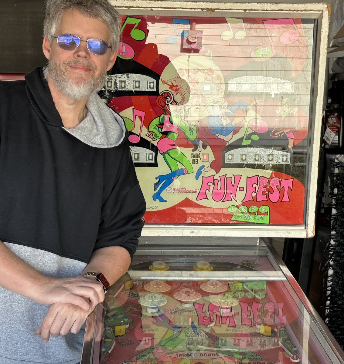 PinballRebel's tweet photo. First game pickup of the year is a Williams Fun Fest! Designed by Norm Clark and with artwork by Christian Marche. It is an 1972 bit of pinball goodness with just over 6000 units rolling off the assembly line in Chicago. #pinball #williamspinball #empinball #pinballpickup https://t.co/vCn2ac3Xbl