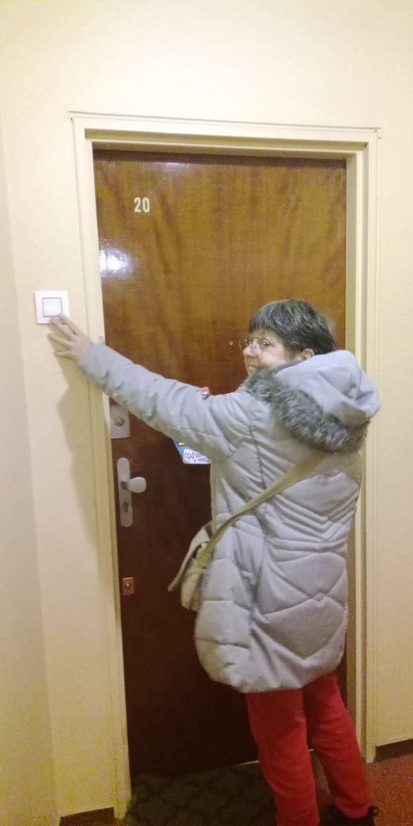 LFIParis14's tweet image. En porte à porte dans le 14e pour échanger avec les habitants sur la réforme des retraites et donner rdv dans la rue les 19 et 21 janvier !
#StopRetraiteMacron #19janvier #Marche21Janvier