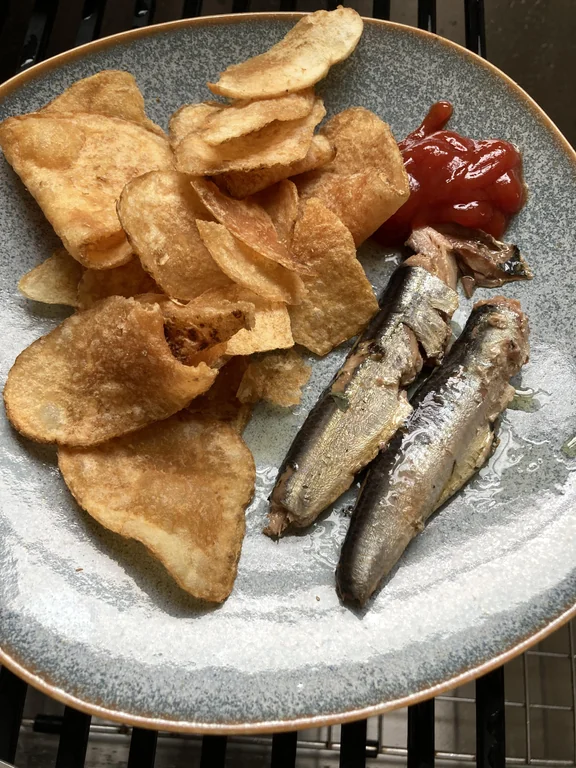 messedupfoods's tweet photo. we're evolving backwards https://t.co/GwrAwSco5V