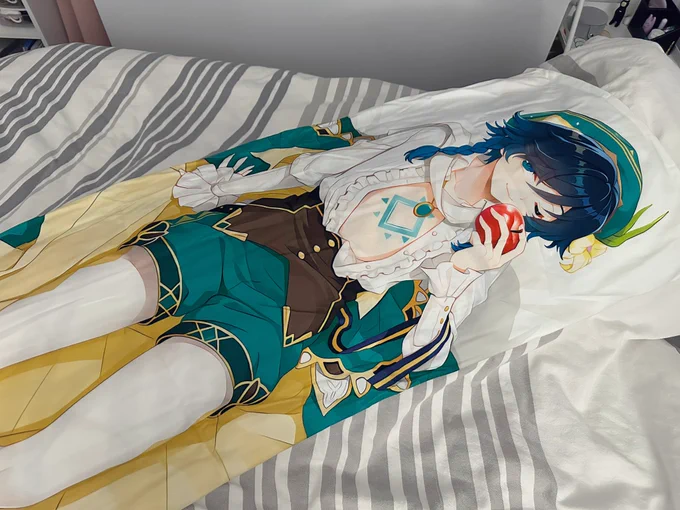 did i mention he's double sided… 