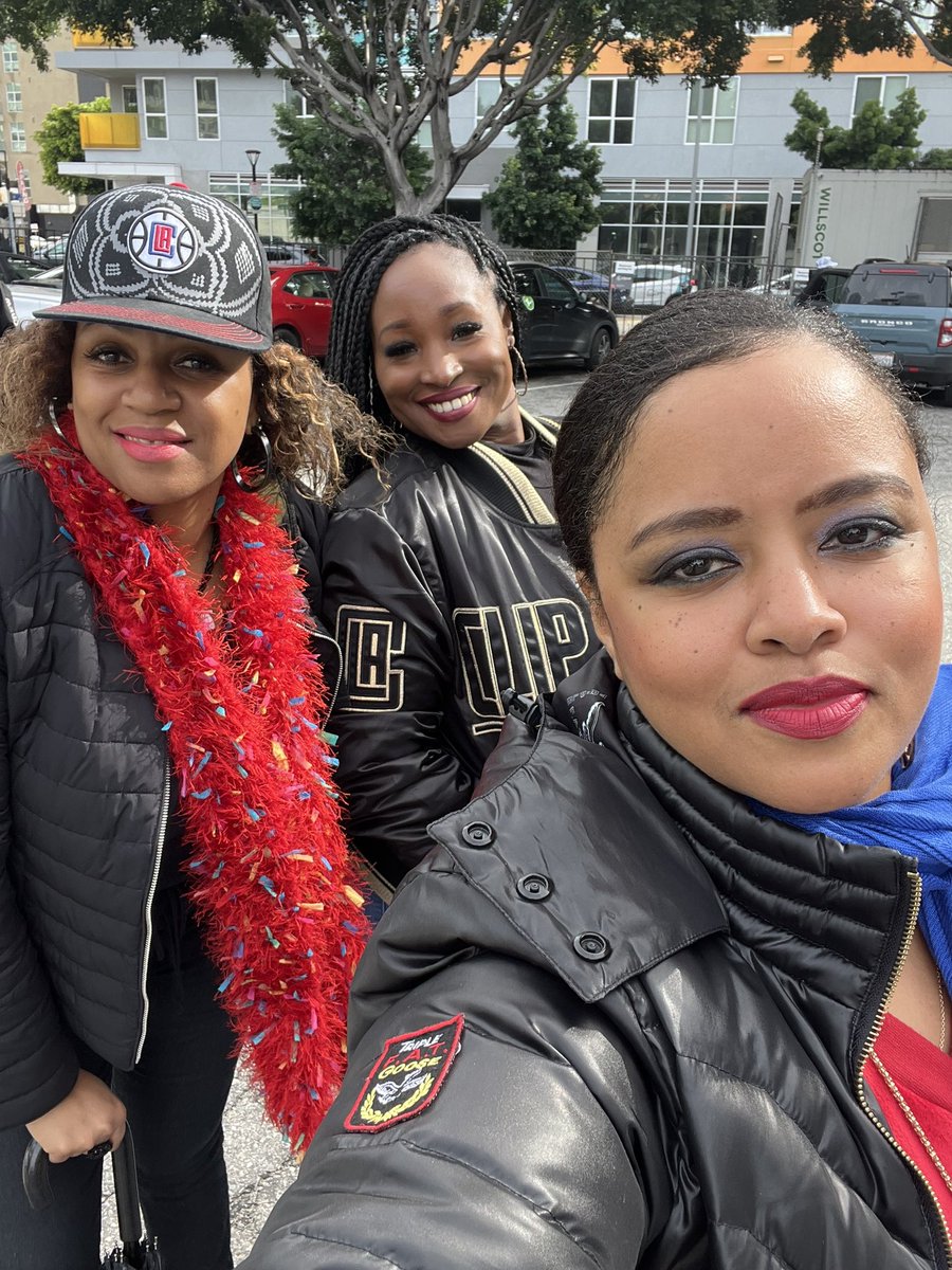 latwanas's tweet photo. Clippers baby #clippers https://t.co/YxDc8c5Zzv