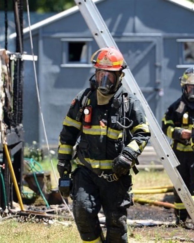 Lexi, daughter of 22 year <a href="/Welland/">City of Welland</a> FF Craig bowman, created a lecture that helps educate FF’s on their increased risk of getting cancer. Cpt Bowman was diagnosed with stage 4 esophageal cancer in May/22. Check out her interview for 🇨🇦 Firefighter magazine <a href="/opffa/">OPFFA</a> <a href="/FCSNnational/">Firefighter Cancer Support Network Official Page</a>
