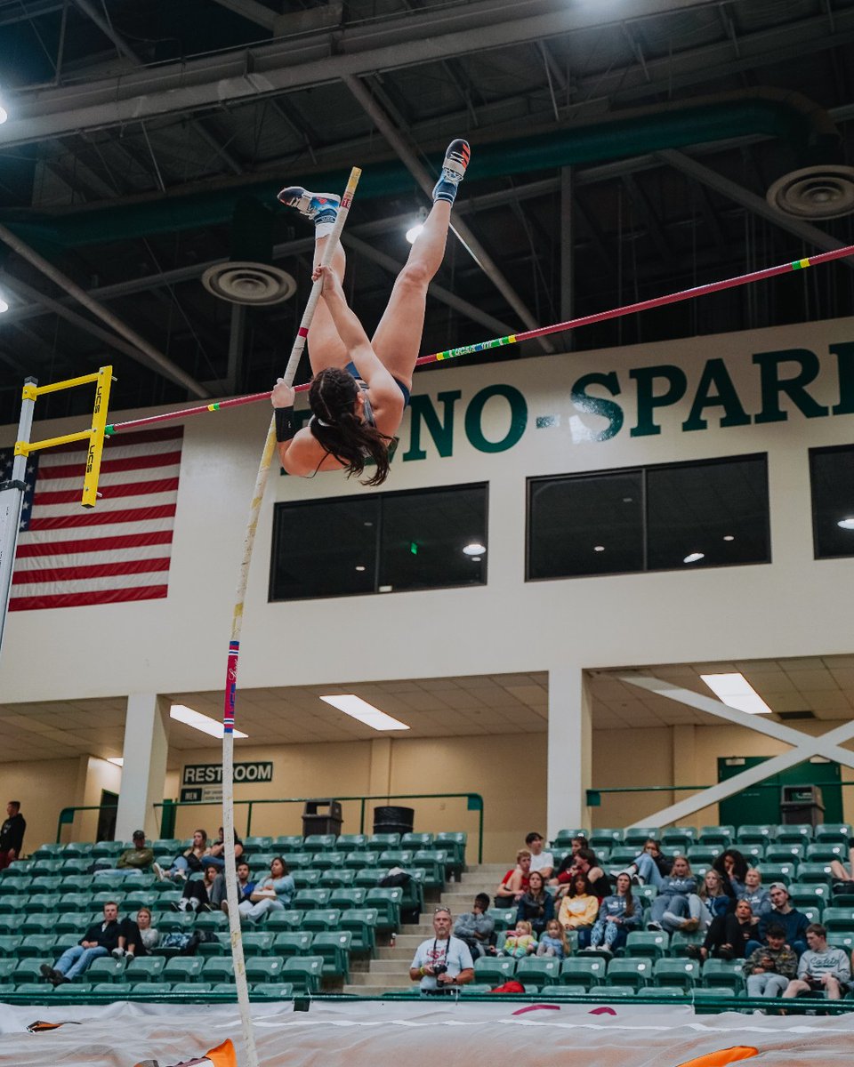 WolfPackTrack's tweet image. 2023 National Pole Vault Summit 🌟

Congratulations to Camrin Dolcini for earning a 🥇 place finish in the College Women event!

#BattleBorn