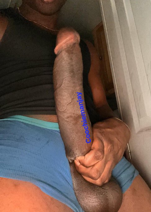 On this Football Sunday what&rsquo;s the move Thai how my day went very long 😂 follow me on Instagram coochiemanjayyy