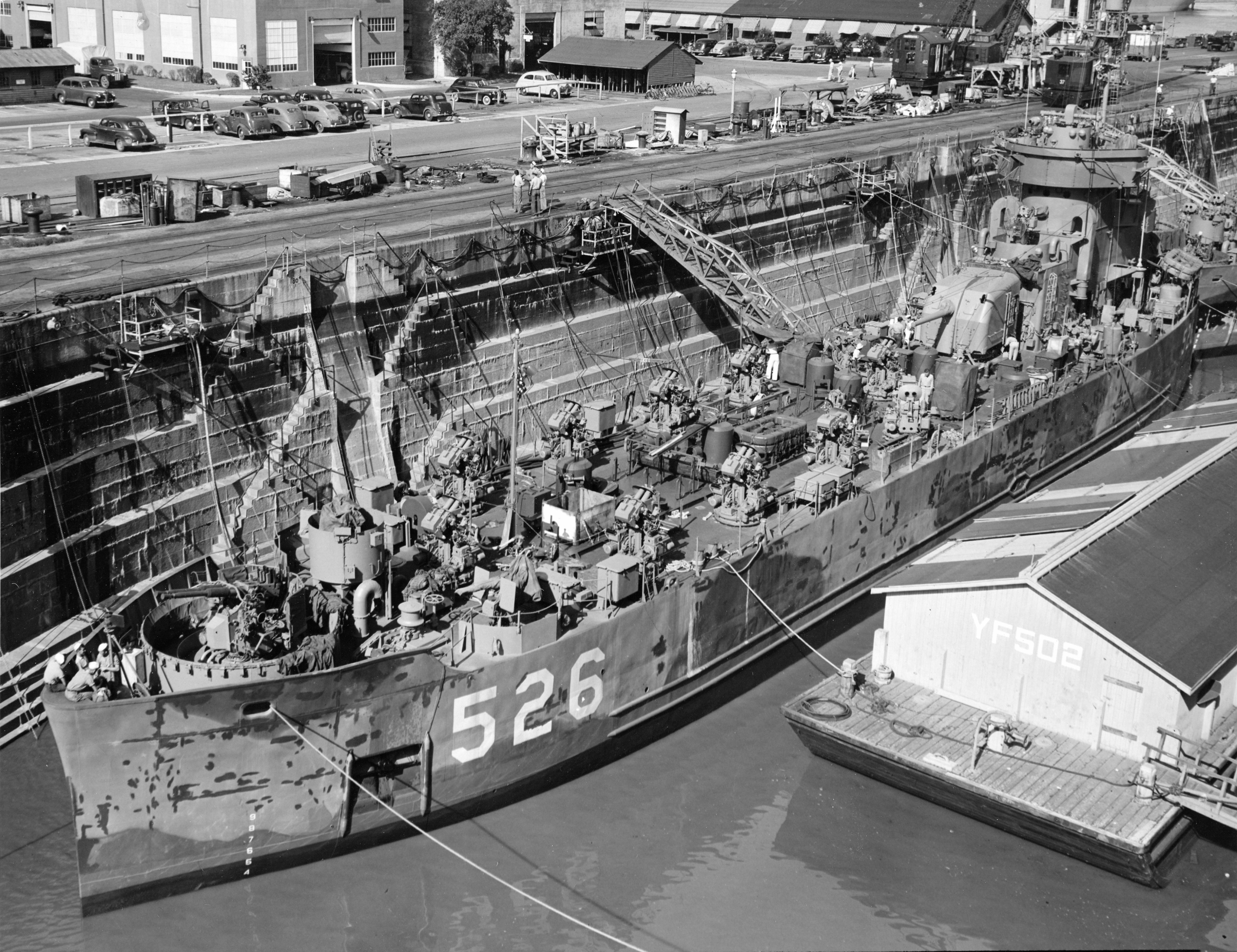 Chris Cavas on Twitter: "SundayScrapbook: US #Navy LSM Landing Ship