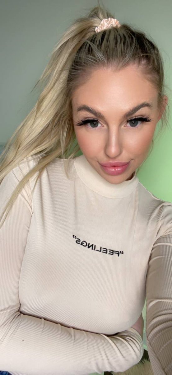 Karley Stokes 💦 on Twitter: "going live in a few hours!! 🤩"