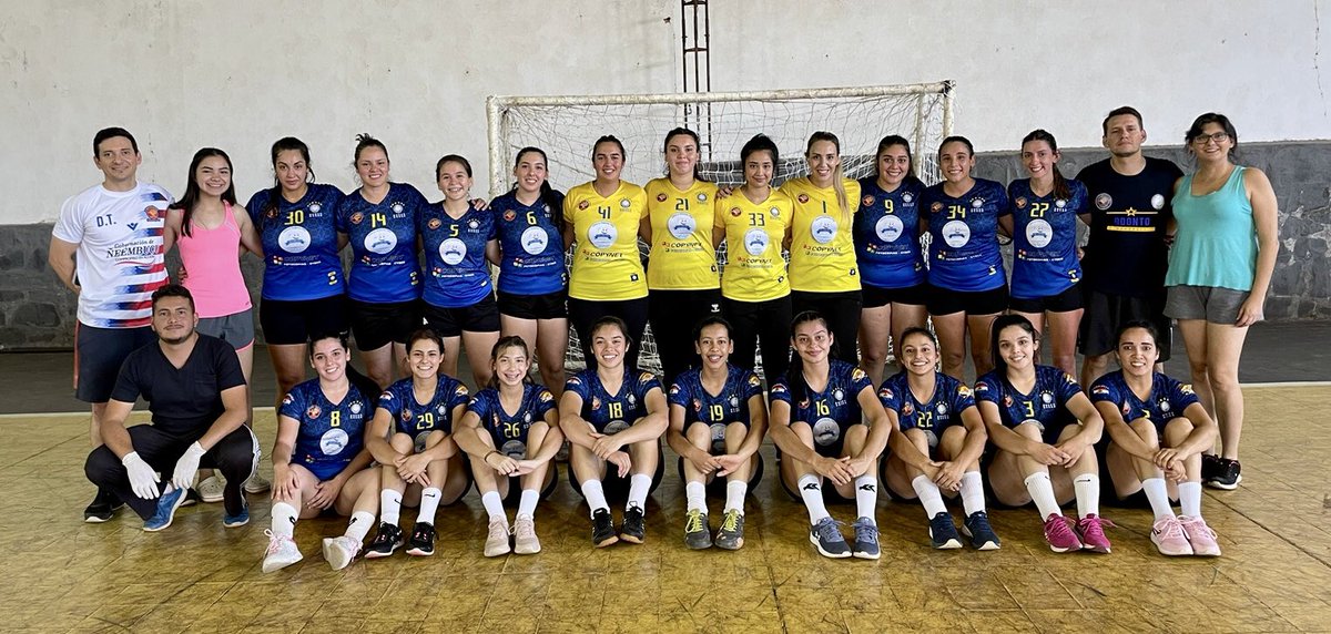 DrCharlieMR's tweet photo. 🏆Finales. Liga del Sur:

2do. partido de las #Demoledoras vs Atl. Paranaense, victoria de las Pilarenses 33-24

Goles: 11 de Carimy Aluán, 8 de Katerin Quintana, 6 de Jéssica Freitas, 4 de Paula Pérez, 1 de Melisa Pérez, Rocío Muñoz, Laura Pérez y Ruth Mereles.
DT: Ángel Sánchez https://t.co/VKaM0agFjL