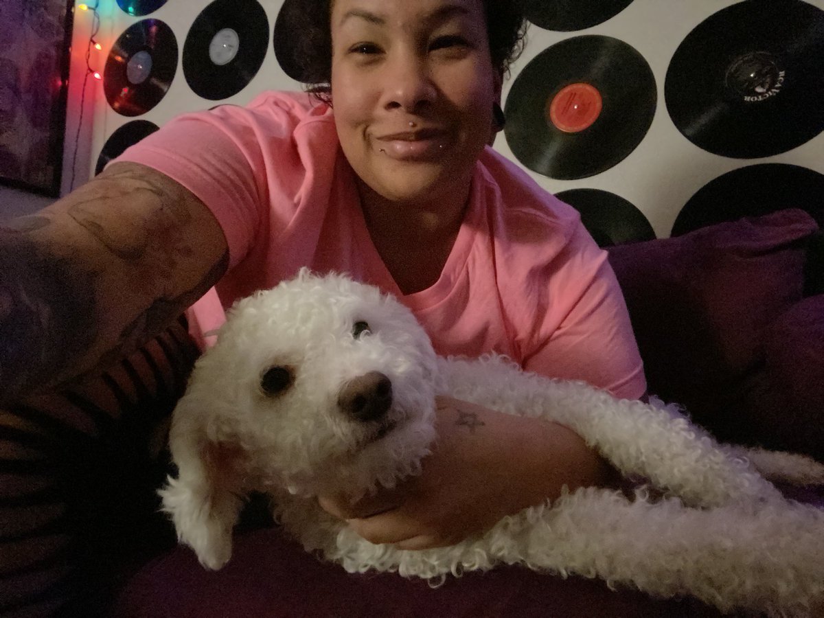 missruby-on-twitter-oliver-is-a-babe-magnet-and-a-true-wingman-he