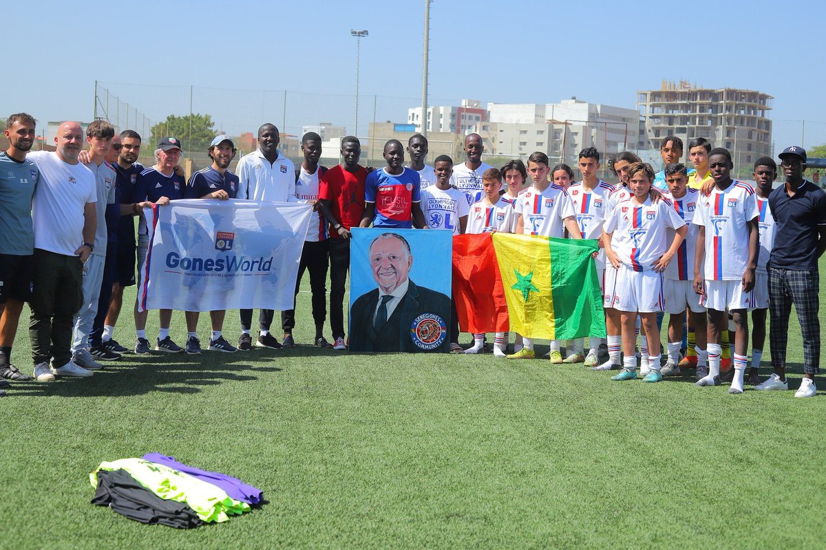 JoueursSN's tweet photo. Les U16 de Dakar Sacré-Coeur ont affronté les U16 de l’Olympique Lyonnais, leur club partenaire, lors d’un amical. Très belle prestation de nos jeunes Sénégalais qui se sont imposés 10-0. 🔥🇸🇳 https://t.co/8PhQQvbEU8