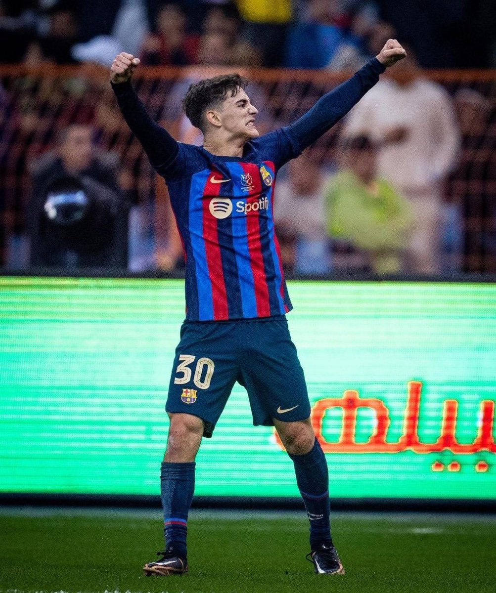 lautarodeIcampo's tweet photo. Un día los hizo mierda un pibe de 19.
Hoy los hizo mierda un pibe de 18.
Mañana a venir un pibe que esté terminando la primera y va a pasar lo mismo.
Hay cosas que no cambian… https://t.co/TCXM7ntlRE