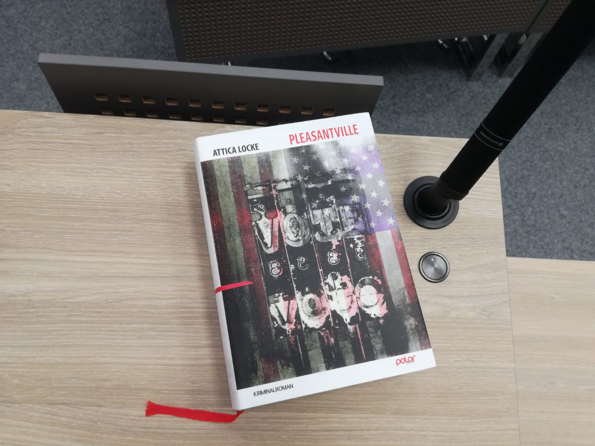 Kaliber_17's tweet image. "Starke Kriminalliteratur" zeigt sich Gunnar von #Pleasantville von @atticalocke begeistert, deren Mischung aus politisch-gesellschaftlicher Relevanz gepaart mit lebensechten Figuren den Reiz ausmachen. #Rezension #Highlight vö @PolarVerlag (ar) krimirezensionen.de/attica-locke-p…