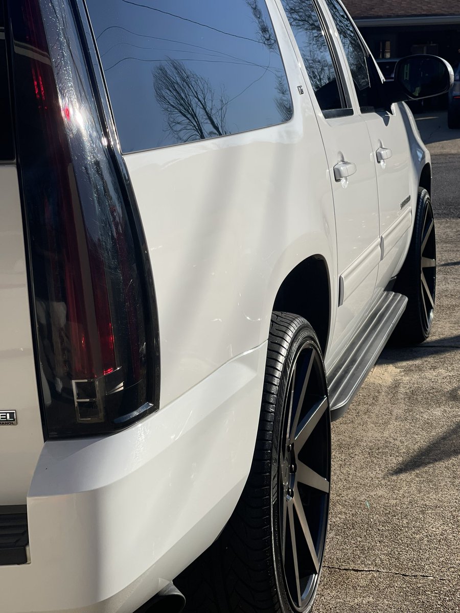 CityKing_Gank_'s tweet photo. Havenโt bath my baby in 2wks ๐. Yesterday I had to wax her body & polish her feet. We ride on 6s bcus our style is so unique ๐ #streetraised #MississippiMade #chevyboy https://t.co/XyR6RKv6Ls