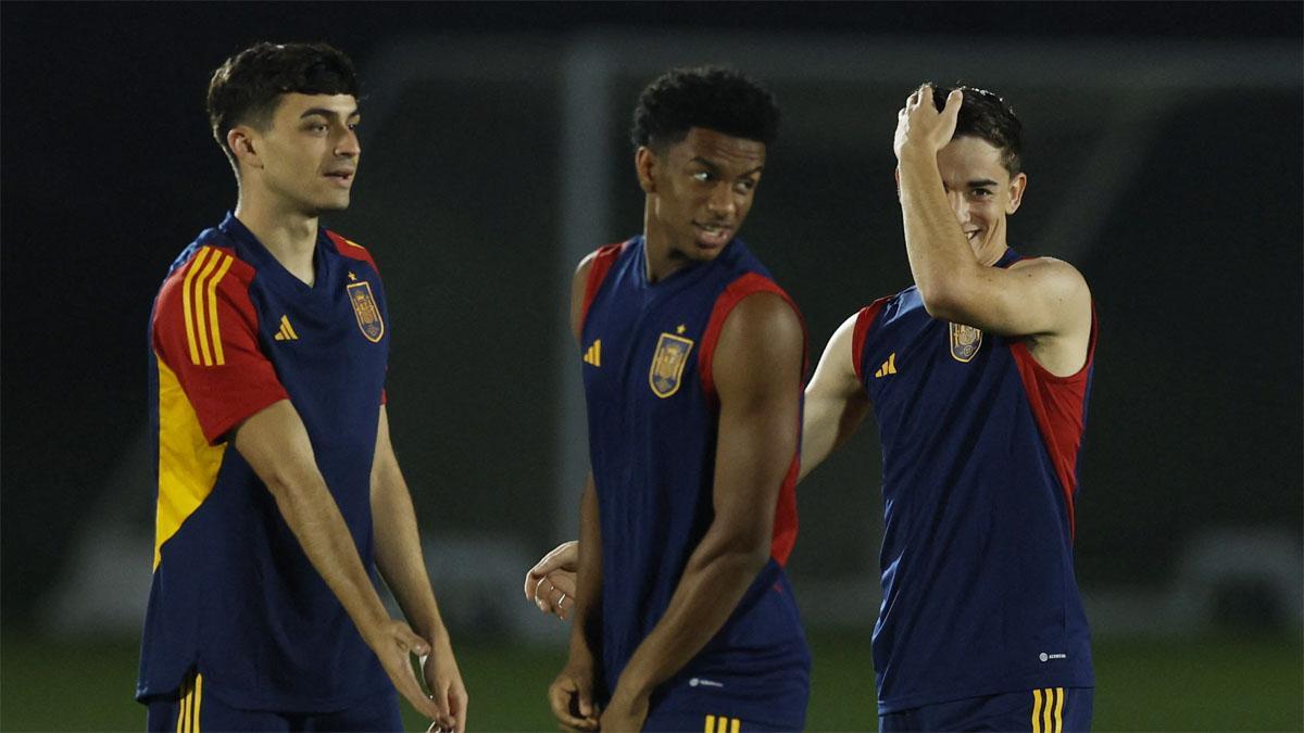 _Rob0cop_'s tweet photo. @CuentaMister @mterstegen1 @RonaldAraujo_4 @jkeey4 @5sergiob @DeJongFrenkie21 @dembouz @lewy_official @Pedri Ninguno supera los 20, brutal https://t.co/WskUfyGhq9