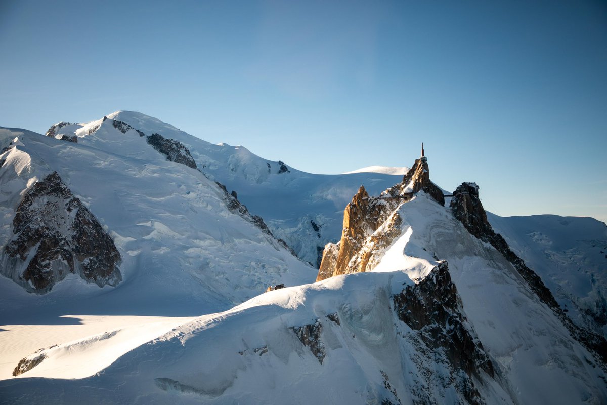 clem_bab's tweet photo. @BraydenCreation Aiguilles du Mont Blanc France https://t.co/1JzSQXFvwx