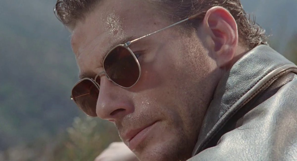 jmsaasta's tweet image. Released #OnThisDay 30 years ago. One of Jean-Claude van Damme's better films, at least as far as I'm concerned. Admittedly doesn't offer anything all that special actionwise. But definitely story/actingwise better than the usual run-of-the-mill JCvD actioners. #NowhereToRun 📽️🎞️